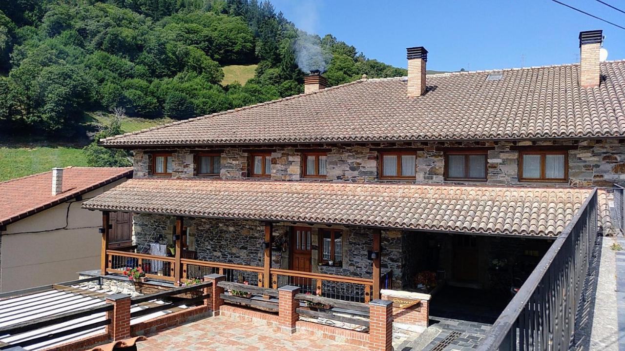 Casa Gayon Apartment Pola de Allande Exterior foto