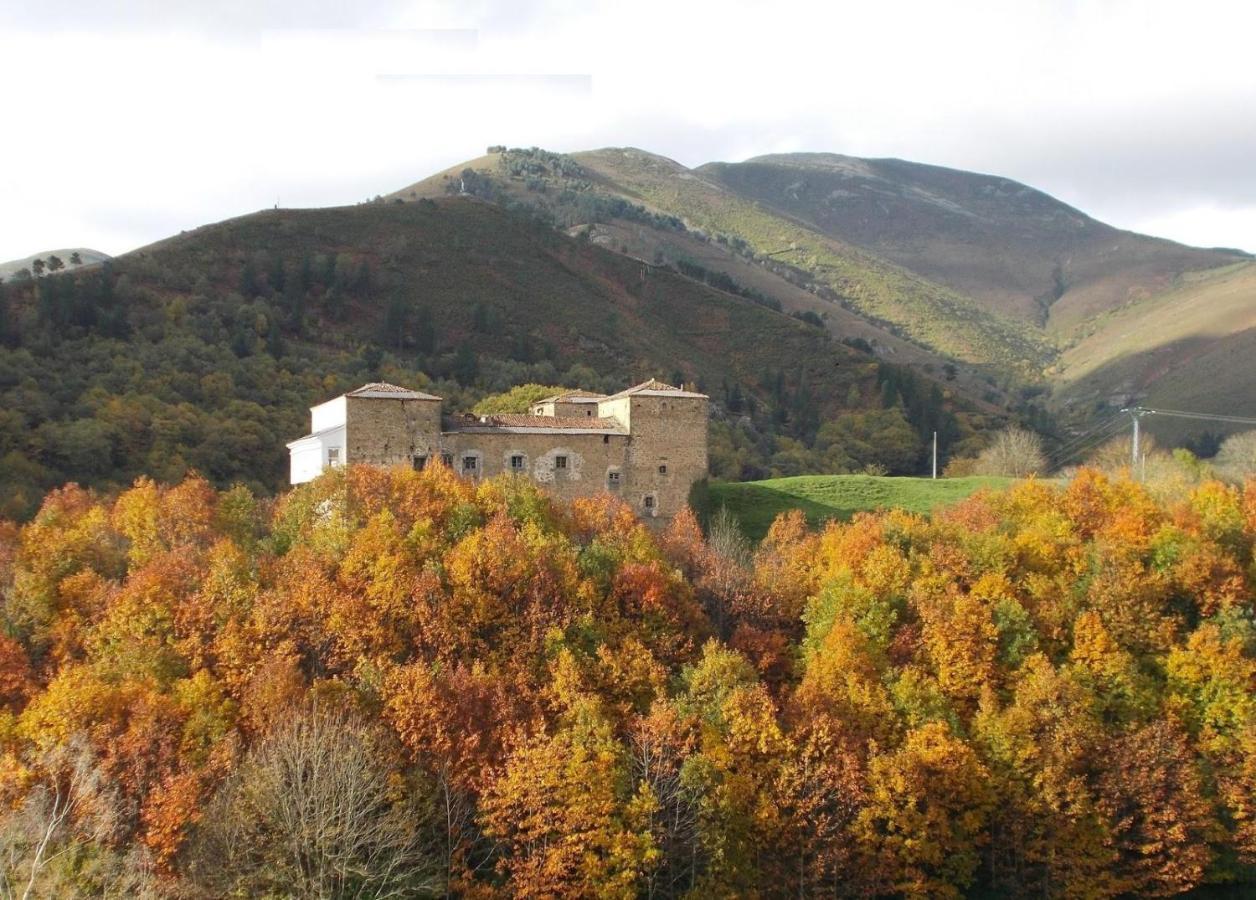 Casa Gayon Apartment Pola de Allande Exterior foto